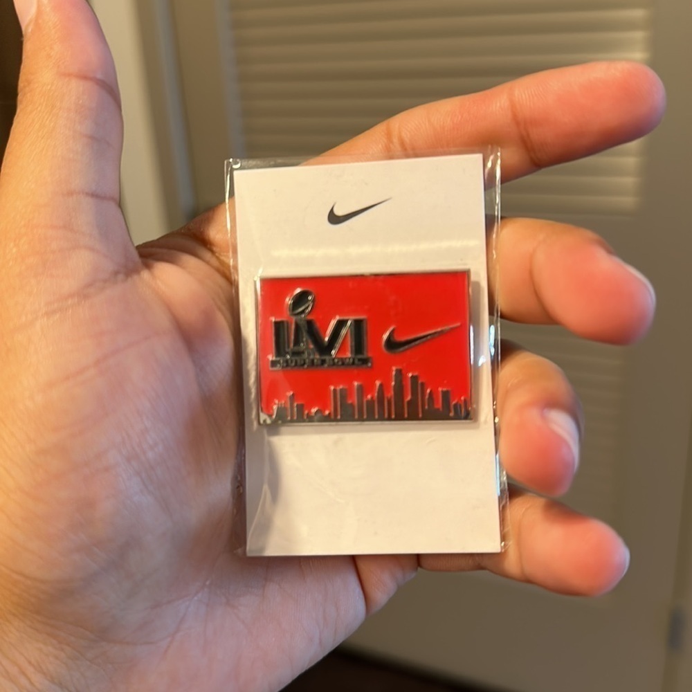 Nike SUPER BOWL Pin (from the Super Bowl) / BRAND NEW